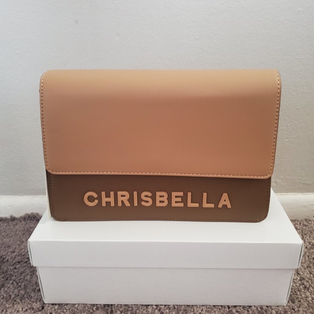 Handbags - Picture 12 of 15